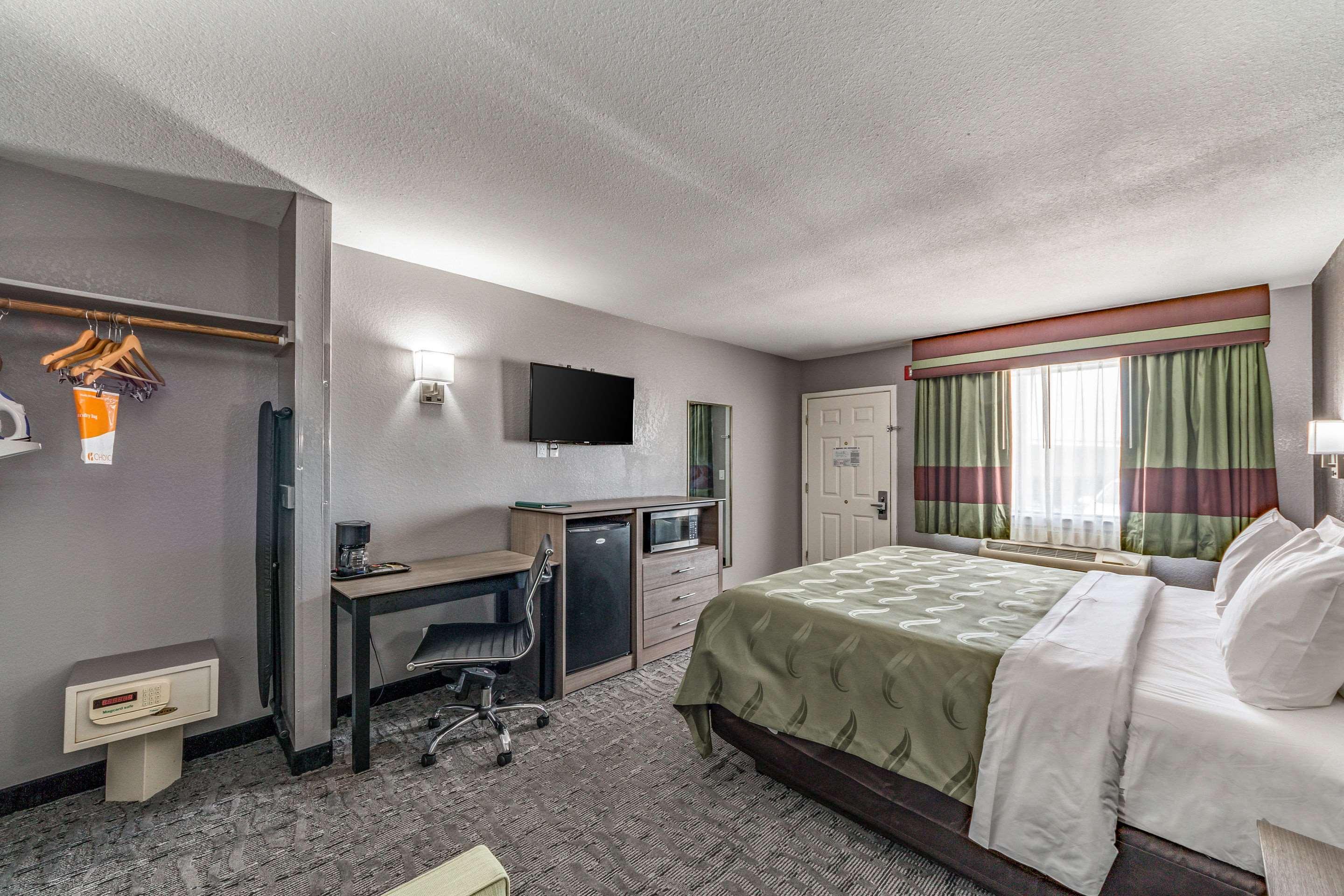 Quality Inn I-10 East Near Frost Bank Center San Antonio Dış mekan fotoğraf